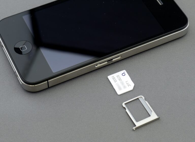 eSim: 5 Compelling Features That Will Make You Throw Away Your Old Sim Card